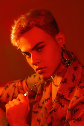 欧美个性潮流帅哥图片